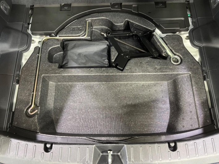 2014 Subaru XV DBA-GP7 (UW-6a1a5496c8b22)[9]