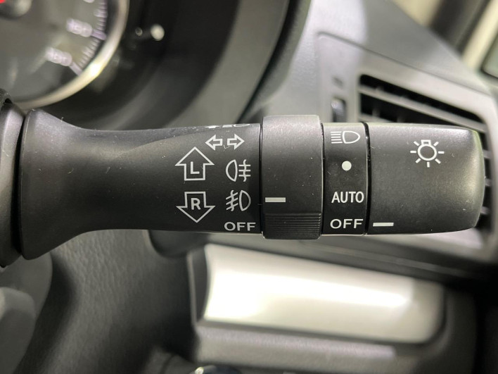 2014 Subaru XV DBA-GP7 (UW-6a1a5496c8b22)[29]