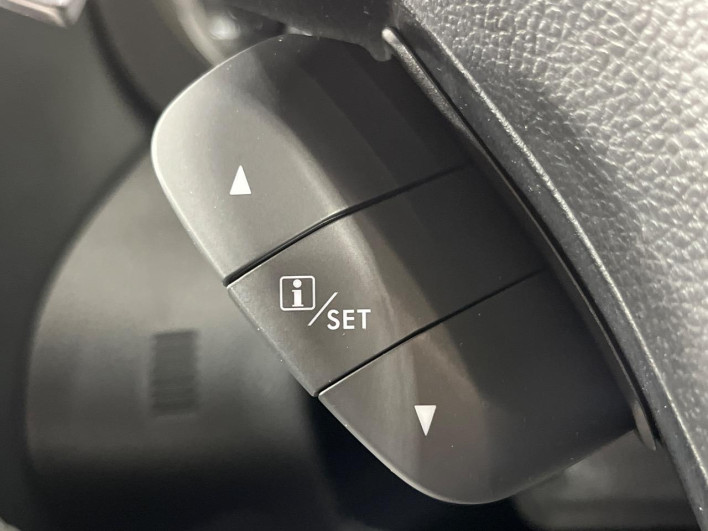 2014 Subaru XV DBA-GP7 (UW-6a1a5496c8b22)[25]