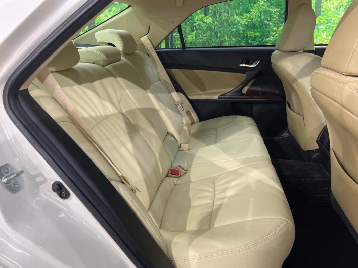2013 Toyota Mark X DBA-GRX135 (UW-6a1a549bb3d8d)[25]