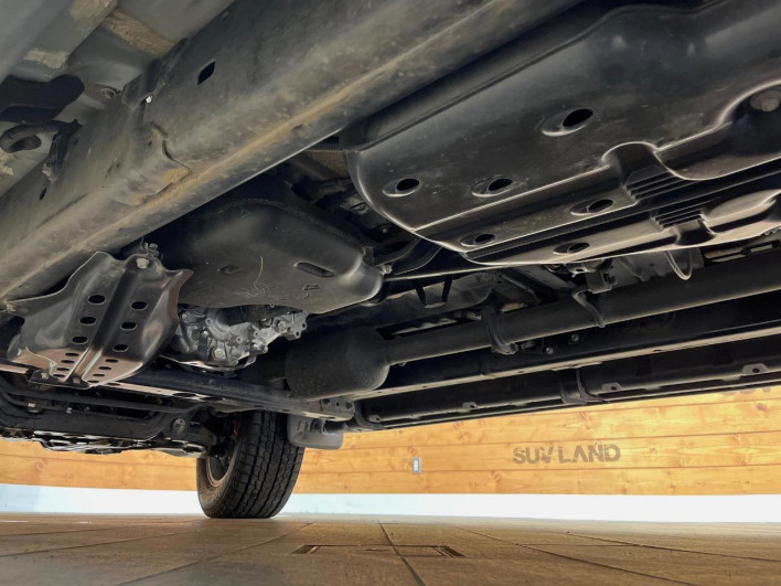 2022 Toyota Hilux 3DF-GUN125 (UW-6a1a54a456932)[9]