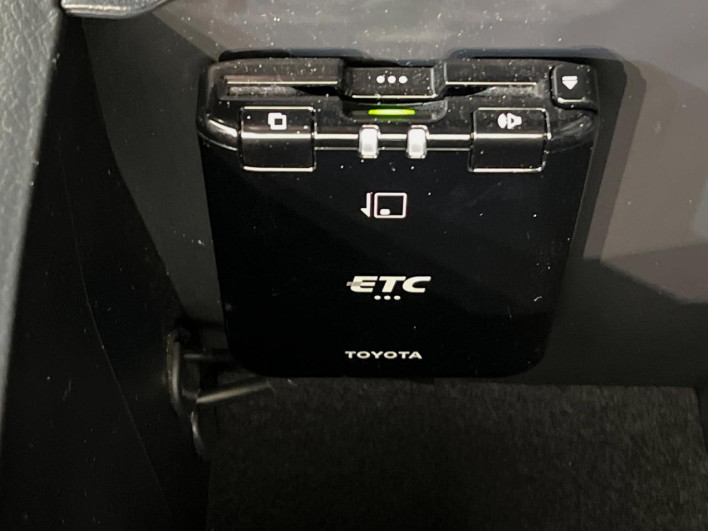 2022 Toyota Hilux 3DF-GUN125 (UW-6a1a54a456932)[29]