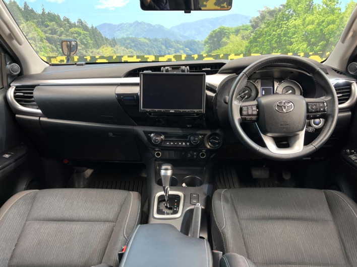 2022 Toyota Hilux 3DF-GUN125 (UW-6a1a54a5423ff)[26]