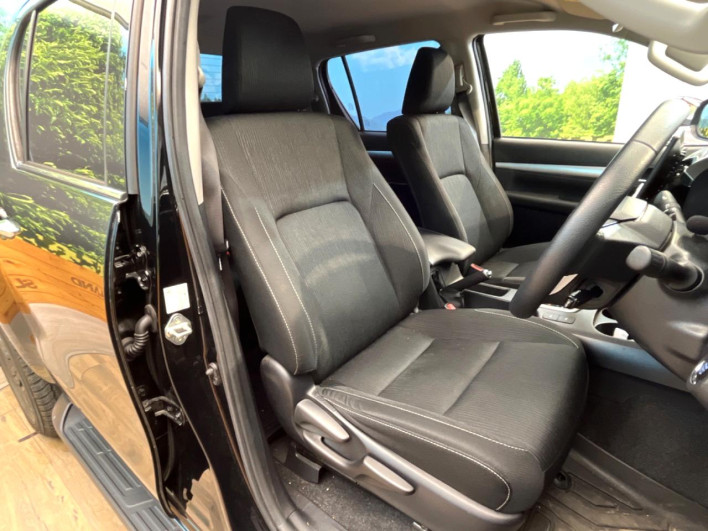 2022 Toyota Hilux 3DF-GUN125 (UW-6a1a54a5423ff)[23]