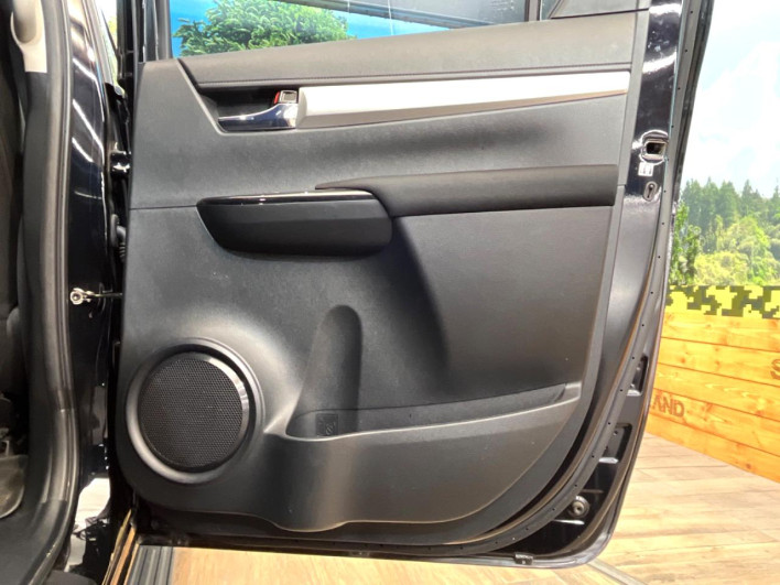 2022 Toyota Hilux 3DF-GUN125 (UW-6a1a54a5423ff)[18]