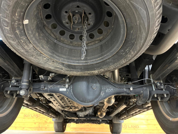 2022 Toyota Hilux 3DF-GUN125 (UW-6a1a54a5423ff)[16]