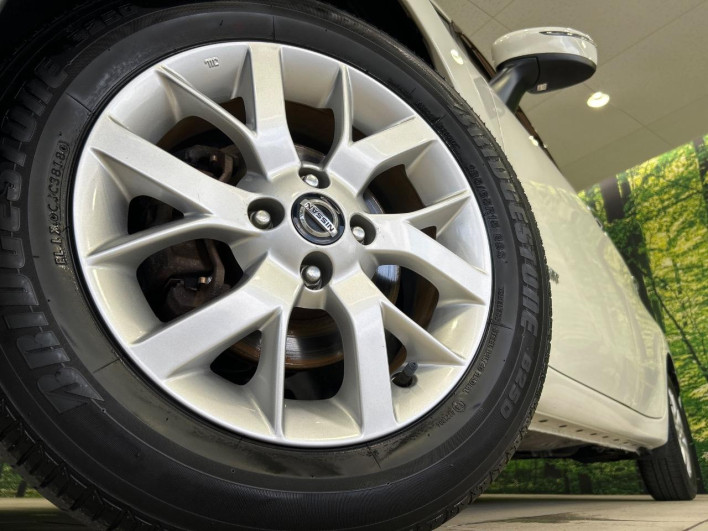 2018 Nissan Note DAA-HE12 (UW-6a1a54b01c36f)[19]