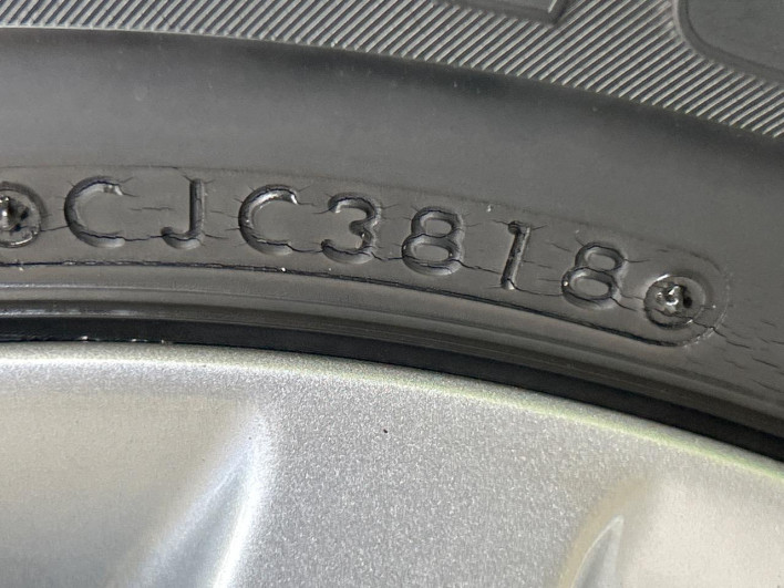 2018 Nissan Note DAA-HE12 (UW-6a1a54b01c36f)[22]