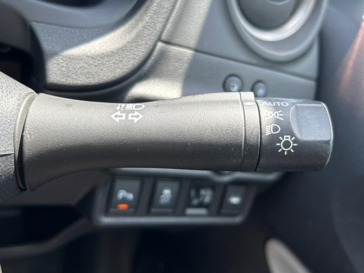 2018 Nissan Note DAA-HE12 (UW-6a1a54b01c36f)[8]