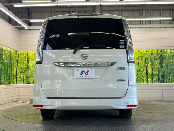 2016 Nissan Serena DAA-HFC26 (UW-6a1a54b66ca34)[9]