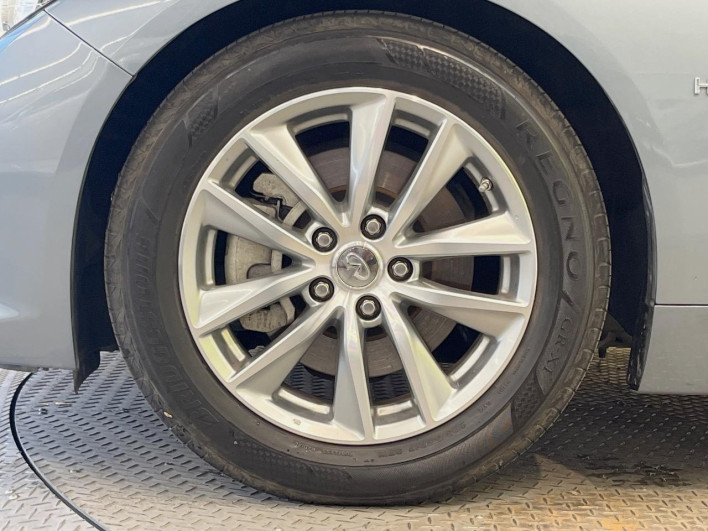 2014 Nissan Skyline DAA-HV37 (UW-6a1a54c165d3e)[3]
