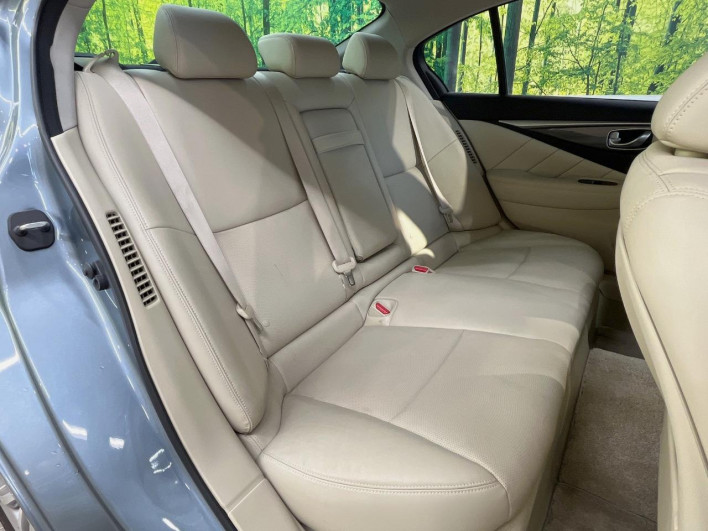 2014 Nissan Skyline DAA-HV37 (UW-6a1a54c165d3e)[12]