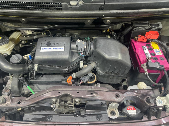 2016 Honda N-BOX Slash DBA-JF2 (UW-6a1a54d18b83f)[6]
