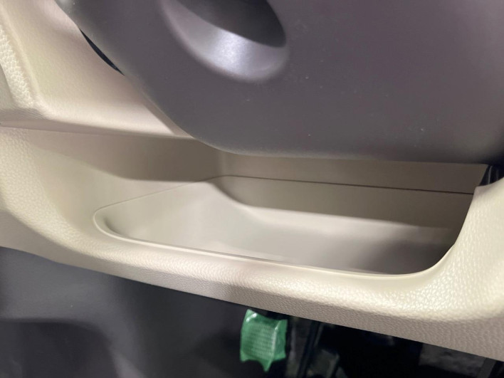 2017 Honda N-BOX DBA-JF3 (UW-6a1a54d209486)[12]