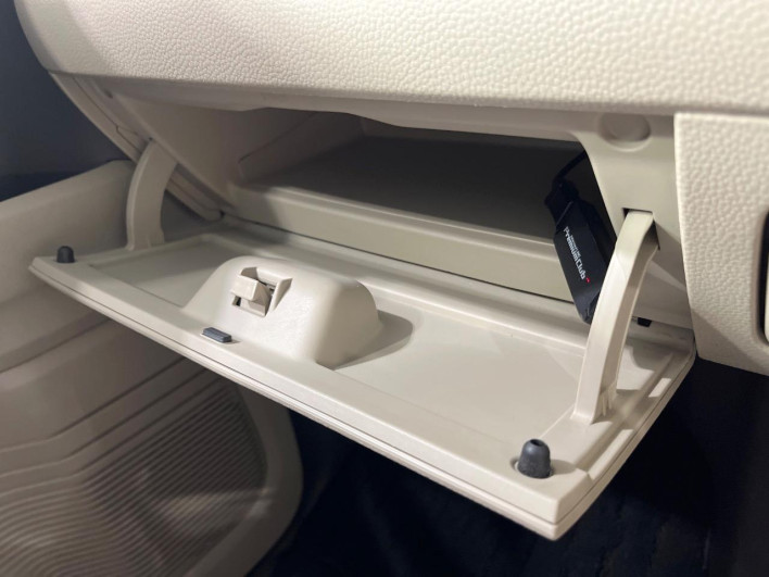 2017 Honda N-BOX DBA-JF3 (UW-6a1a54d209486)[29]