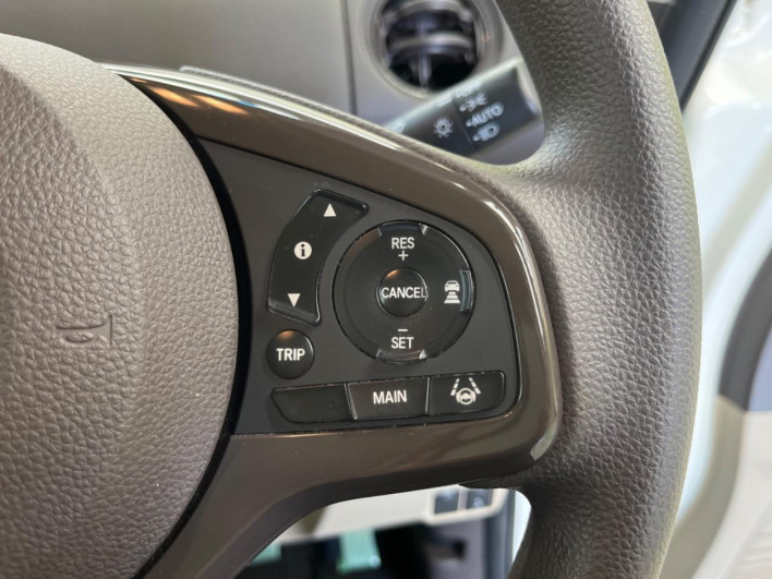 2018 Honda N-BOX DBA-JF3 (UW-6a1a54d3ccd87)[17]