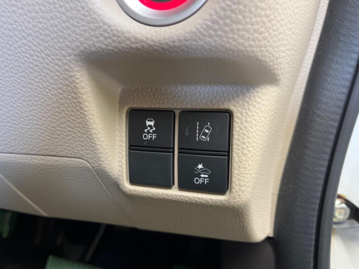 2018 Honda N-BOX DBA-JF3 (UW-6a1a54d3ccd87)[10]