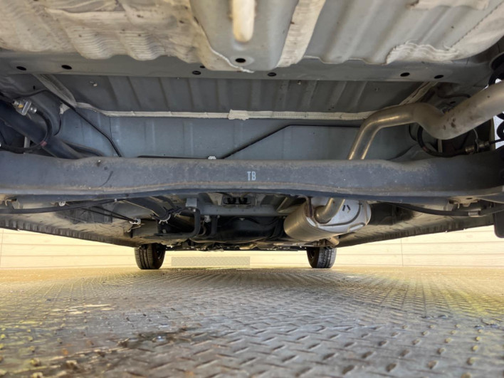 2018 Honda N-BOX DBA-JF3 (UW-6a1a54d3ccd87)[23]