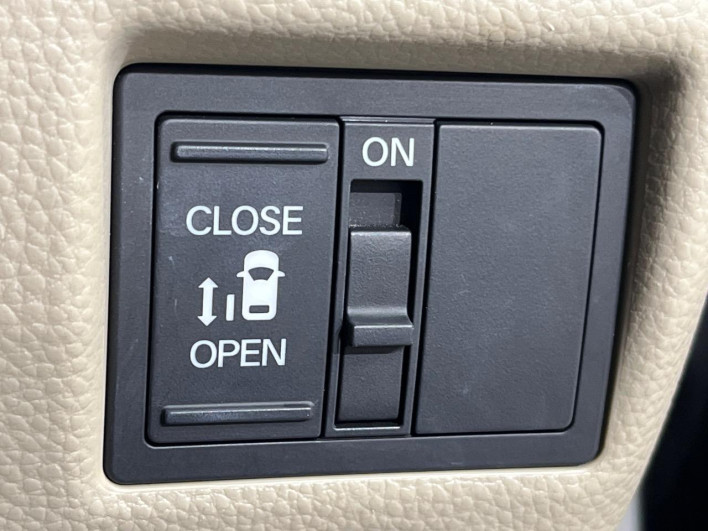 2019 Honda N-BOX DBA-JF3 (UW-6a1a54d5f12f7)[18]