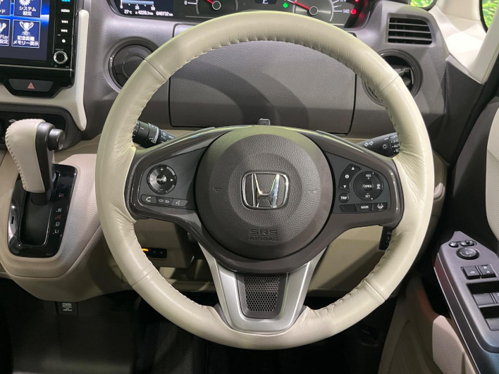 2019 Honda N-BOX DBA-JF3 (UW-6a1a54d5f12f7)[16]