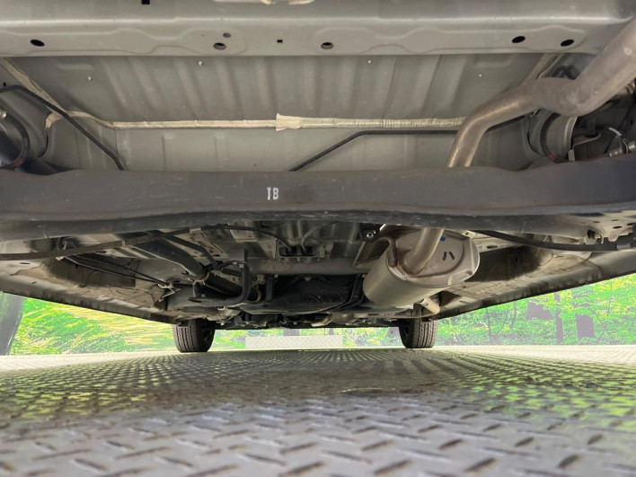 2019 Honda N-BOX DBA-JF3 (UW-6a1a54d5f12f7)[6]