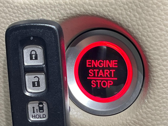 2019 Honda N-BOX DBA-JF3 (UW-6a1a54d5f12f7)[17]