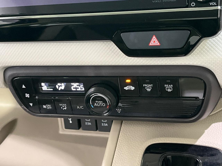 2019 Honda N-BOX DBA-JF3 (UW-6a1a54d5f12f7)[29]