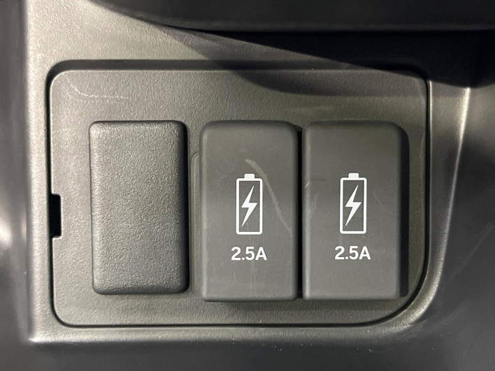 2019 Honda N-BOX CUSTOM DBA-JF3 (UW-6a1a54d6b674f)[14]