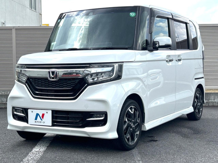 2019 Honda N-BOX CUSTOM DBA-JF3 (UW-6a1a54d83e5a4)[17]