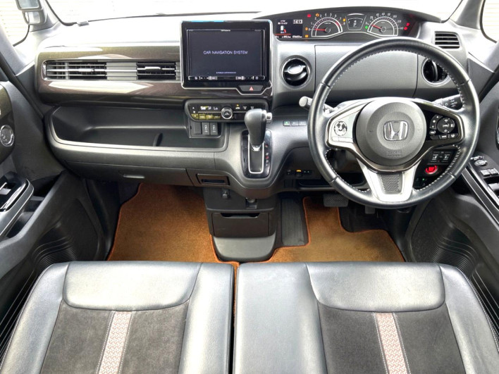 2019 Honda N-BOX CUSTOM DBA-JF3 (UW-6a1a54d83e5a4)[28]
