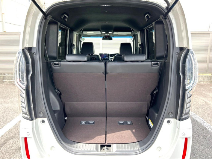 2019 Honda N-BOX CUSTOM DBA-JF3 (UW-6a1a54d83e5a4)[26]