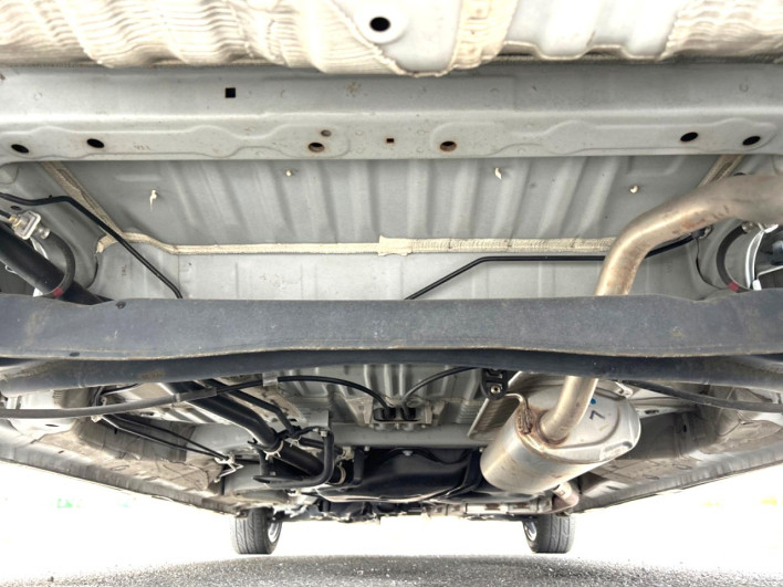 2019 Honda N-BOX CUSTOM DBA-JF3 (UW-6a1a54d83e5a4)[22]