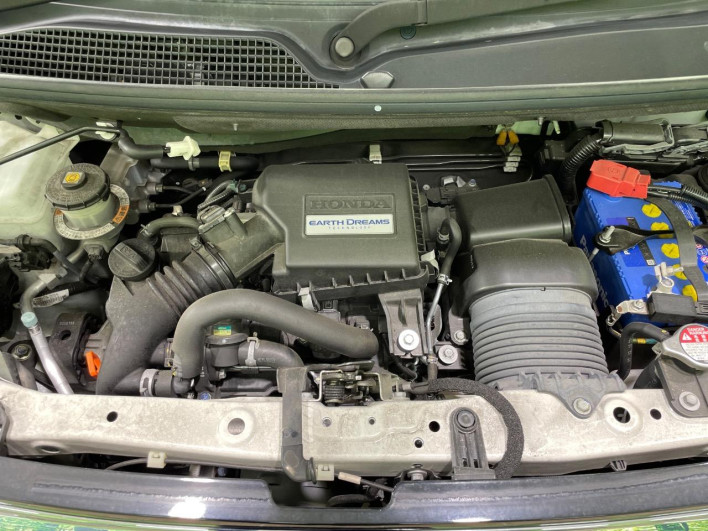2020 Honda N-BOX CUSTOM 6BA-JF3 (UW-6a1a54d8d89c4)[4]