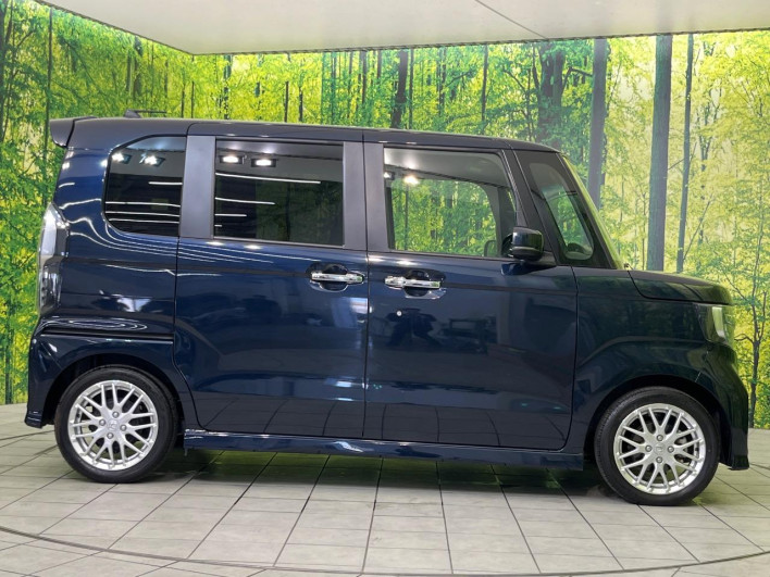 2023 Honda N-BOX CUSTOM 6BA-JF3 (UW-6a1a54da6c4d1)[7]