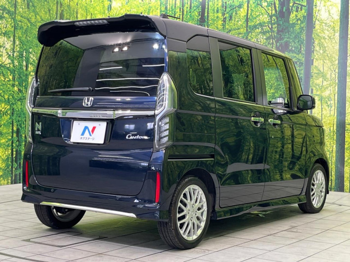 2023 Honda N-BOX CUSTOM 6BA-JF3 (UW-6a1a54da6c4d1)[8]
