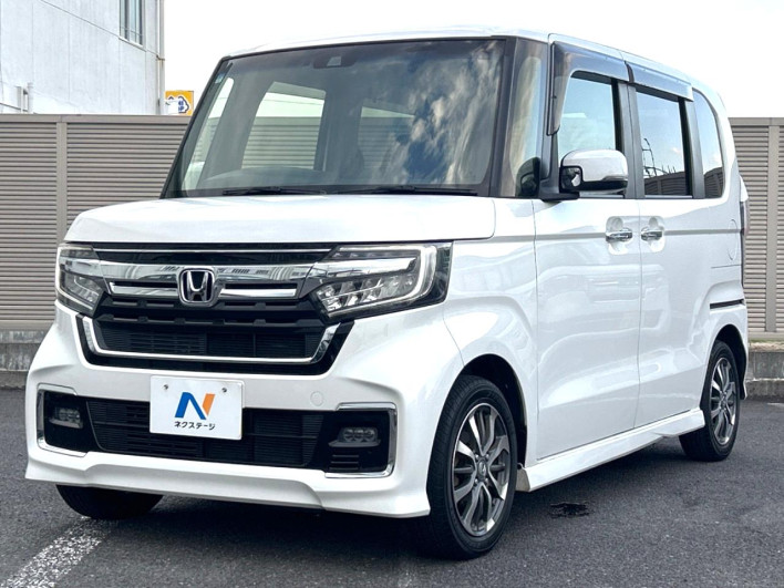 2021 Honda N-BOX CUSTOM 6BA-JF3 (UW-6a1a54dd620f8)[17]