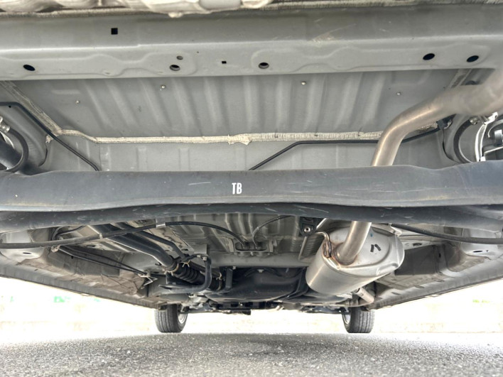 2021 Honda N-BOX CUSTOM 6BA-JF3 (UW-6a1a54dd620f8)[22]