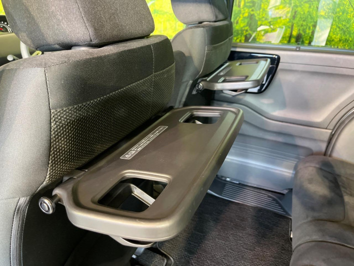 2021 Honda N-BOX CUSTOM 6BA-JF3 (UW-6a1a54dd63cb1)[17]