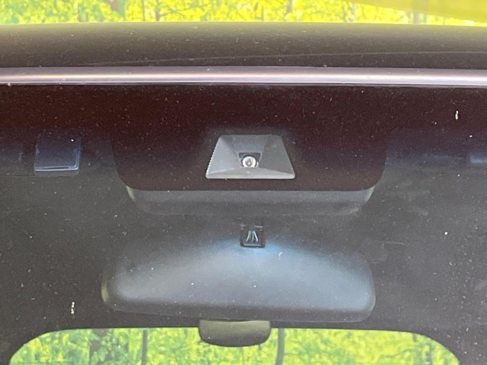 2021 Honda N-BOX CUSTOM 6BA-JF3 (UW-6a1a54dd63cb1)[11]