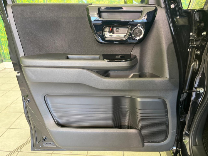 2021 Honda N-BOX CUSTOM 6BA-JF3 (UW-6a1a54dd63cb1)[27]
