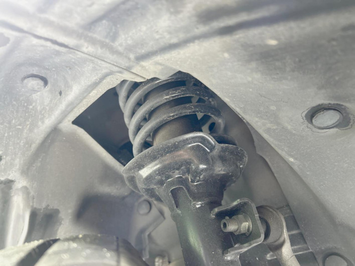 2022 Honda N-BOX CUSTOM 6BA-JF3 (UW-6a1a54de06d9f)[17]