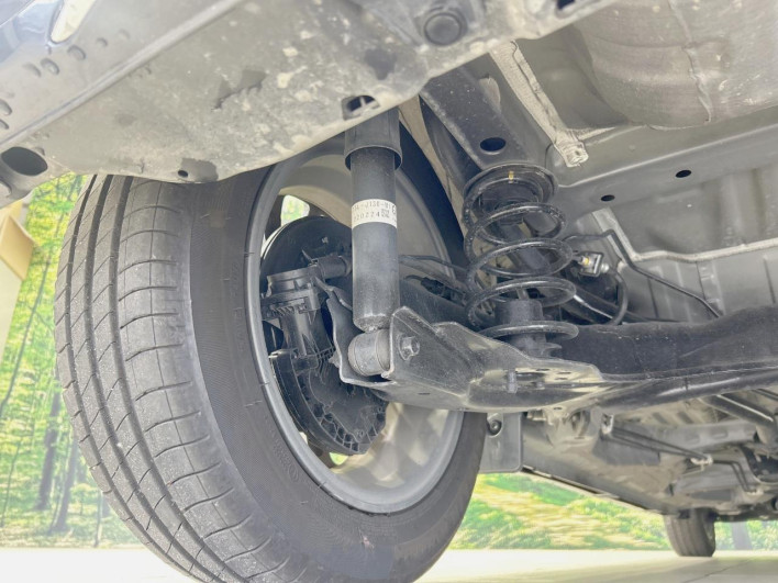 2022 Honda N-BOX CUSTOM 6BA-JF3 (UW-6a1a54de06d9f)[26]