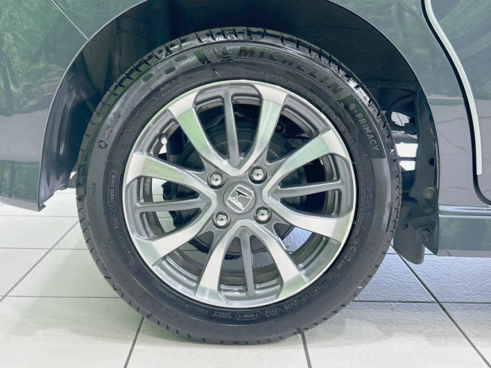 2022 Honda N-BOX CUSTOM 6BA-JF3 (UW-6a1a54de06d9f)[19]