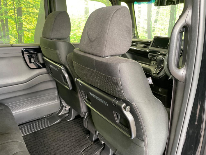 2022 Honda N-BOX CUSTOM 6BA-JF3 (UW-6a1a54dedc4ec)[29]