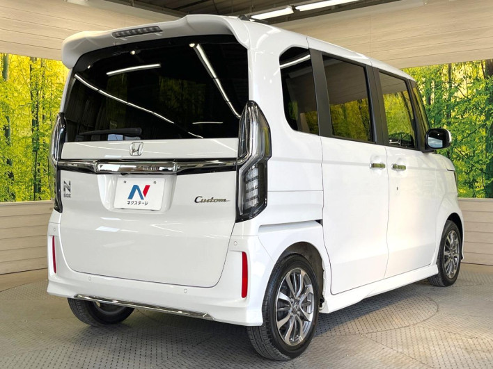 2023 Honda N-BOX CUSTOM 6BA-JF3 (UW-6a1a54e0815e4)[12]
