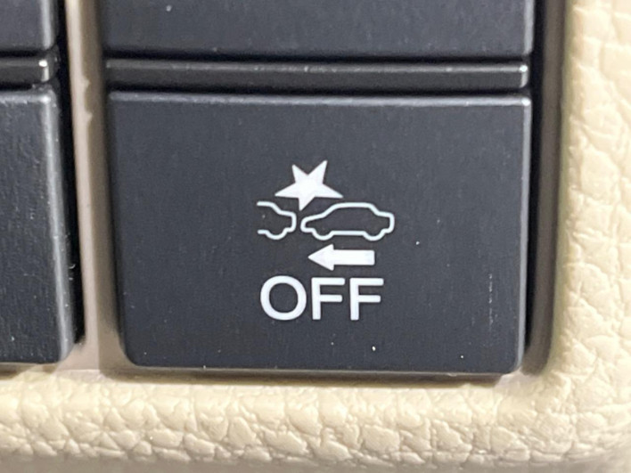 2017 Honda N-BOX DBA-JF4 (UW-6a1a54e20a6b3)[27]