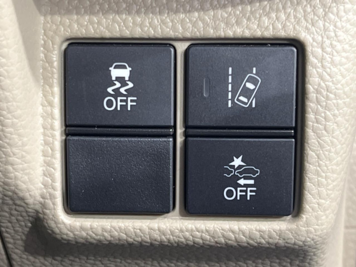 2017 Honda N-BOX DBA-JF4 (UW-6a1a54e20a6b3)[25]