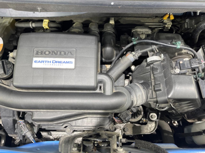 2017 Honda N-BOX DBA-JF4 (UW-6a1a54e20a6b3)[4]
