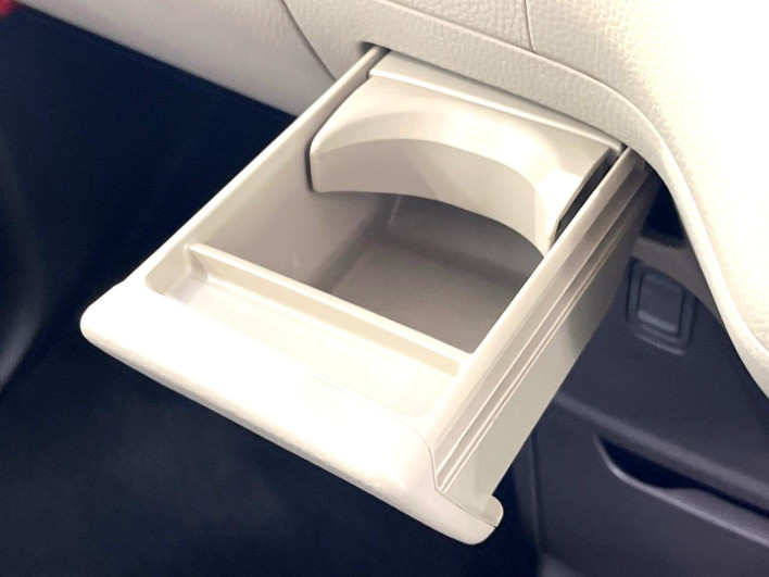 2020 Honda N-BOX 6BA-JF4 (UW-6a1a54e2b4d10)[19]