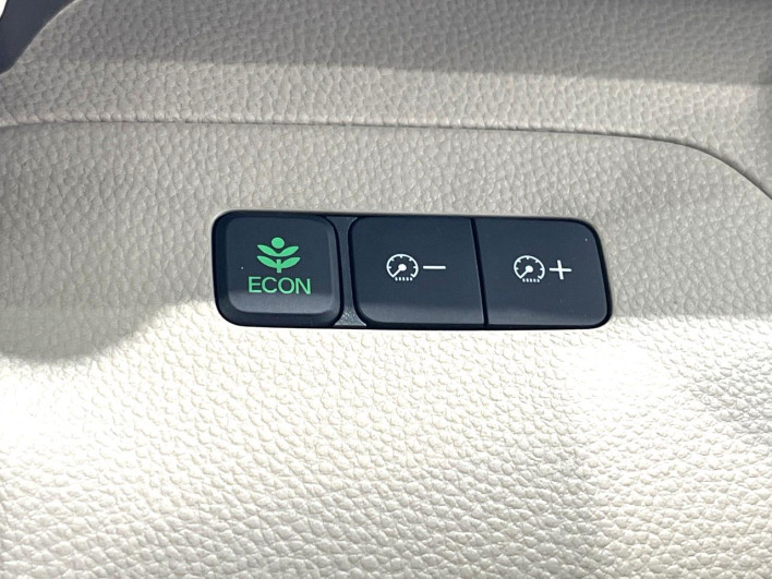 2020 Honda N-BOX 6BA-JF4 (UW-6a1a54e2b4d10)[17]